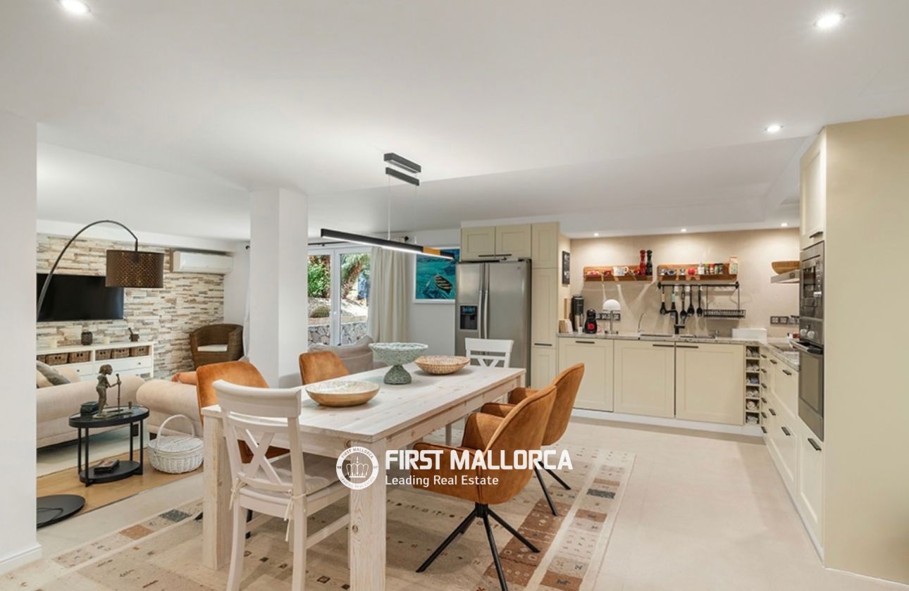 Villa a Santa Ponsa, Mallorca, Spagna 4 camere da letto, 385 mq. N° 198181