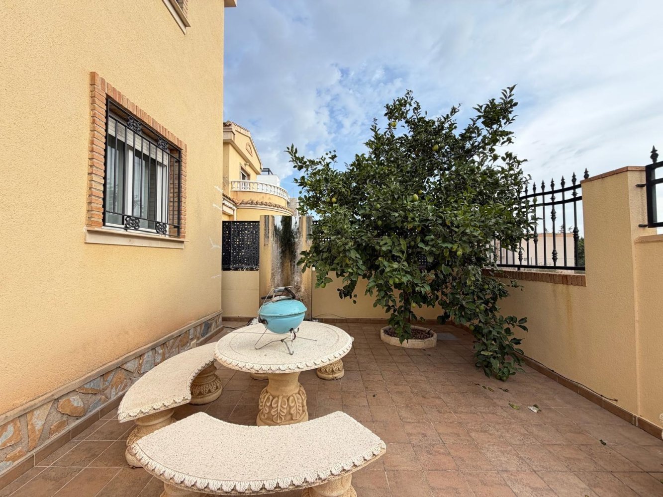 Villa i Alicante, Spanien 4 sovrum, 133 kvm. Nr. 198460