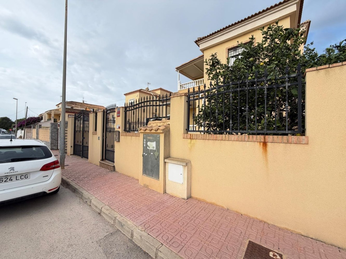 Villa i Alicante, Spanien 4 sovrum, 133 kvm. Nr. 198460