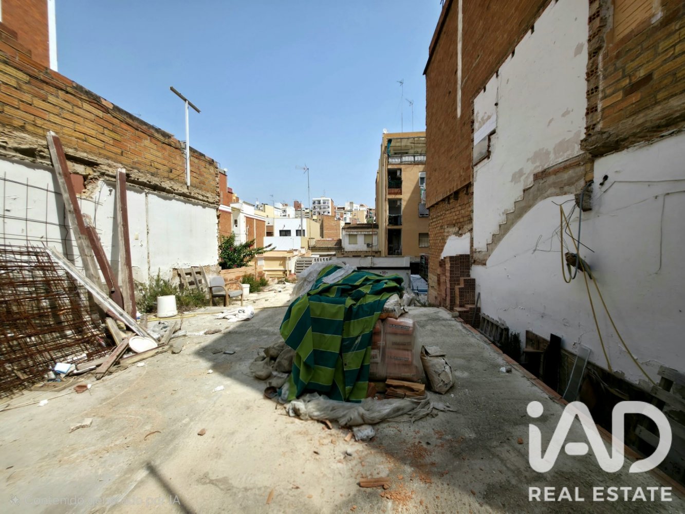 Zemes gabals Badalona, Barcelona, Spānijā Nr. 197783