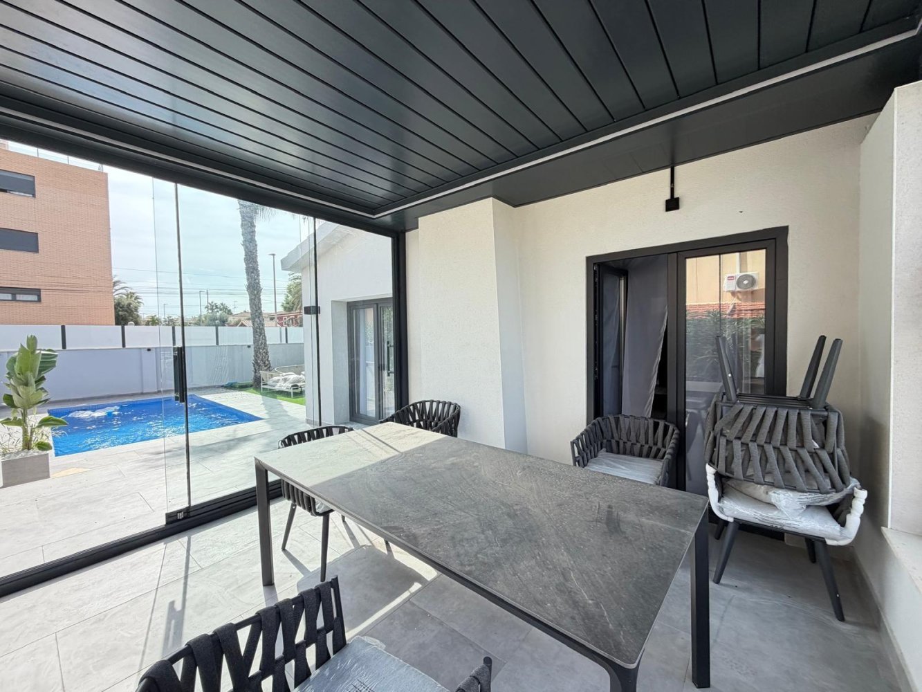 Villa Torrevieja, Alicante, Spānijā 4 istabas, 103 m2 Nr. 193306