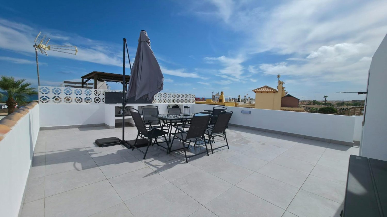 Bungalow a Torrevieja, Alicante, Spagna 2 camere da letto, 54 mq. N° 198278