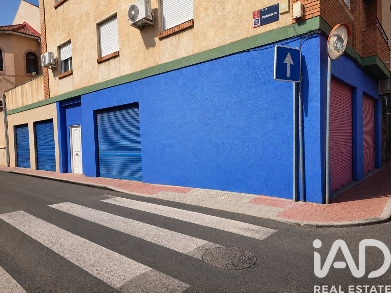 Commercial property in Murcia, Spain 84 sq.m. No. 198730