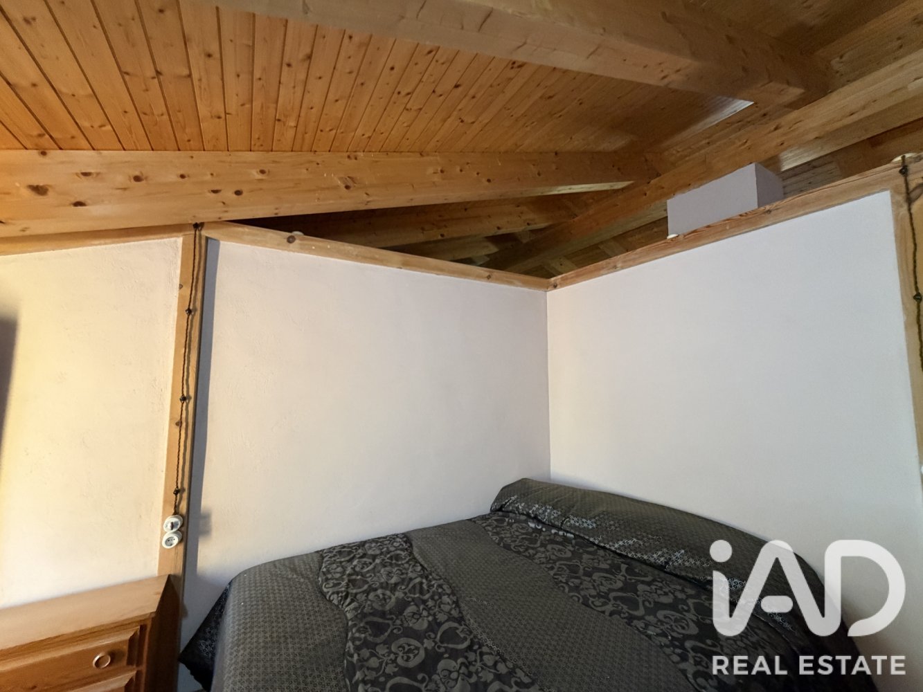 House in Lleida, Spain 4 bedrooms, 277 sq.m. No. 199625