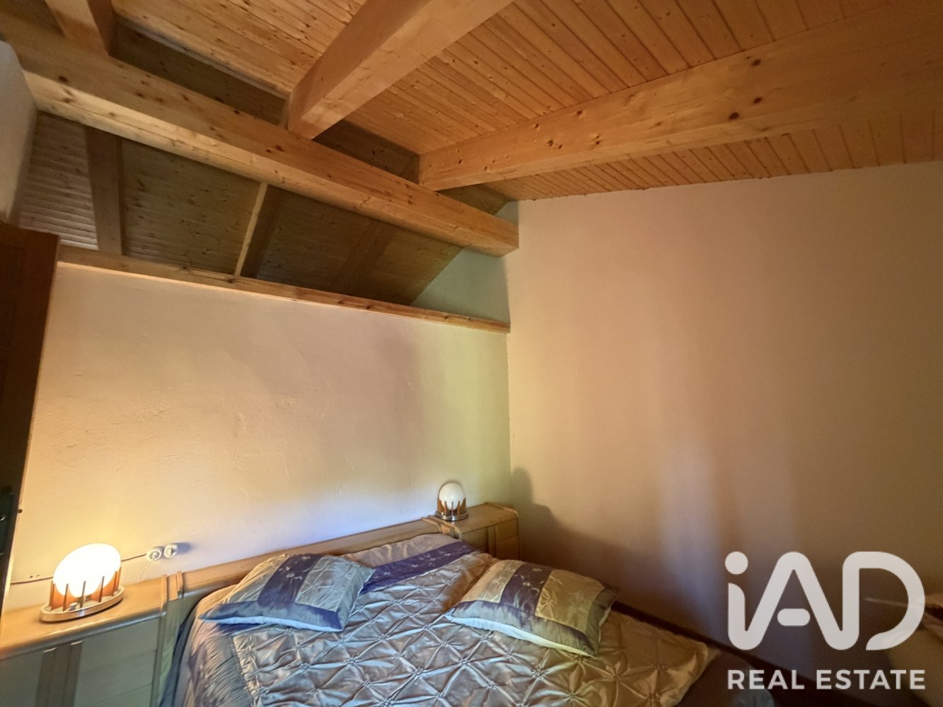 House in Lleida, Spain 4 bedrooms, 277 sq.m. No. 199625