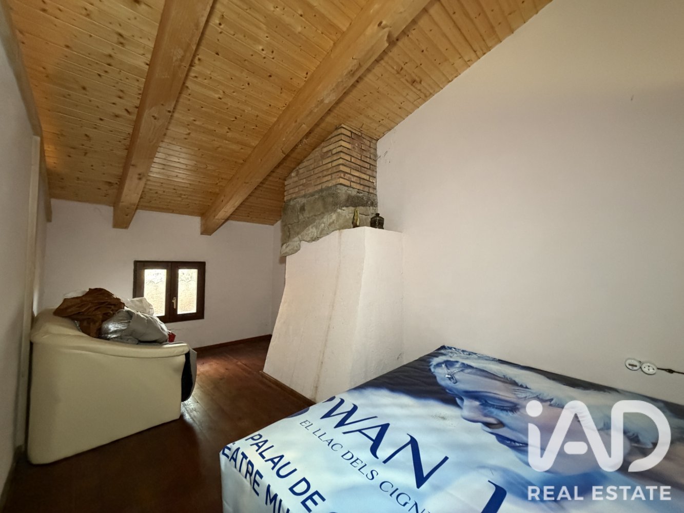 House in Lleida, Spain 4 bedrooms, 277 sq.m. No. 199625