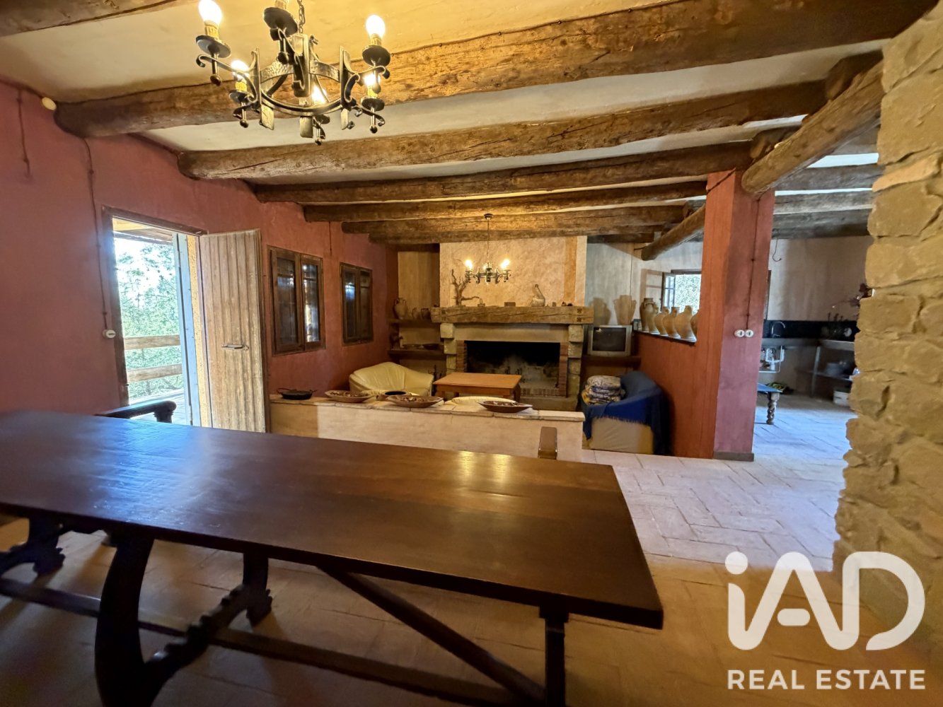 House in Lleida, Spain 4 bedrooms, 277 sq.m. No. 199625