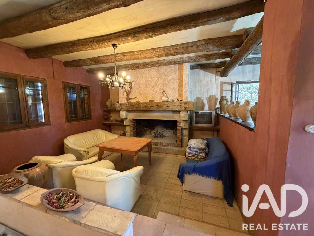 House in Lleida, Spain 4 bedrooms, 277 sq.m. No. 199625