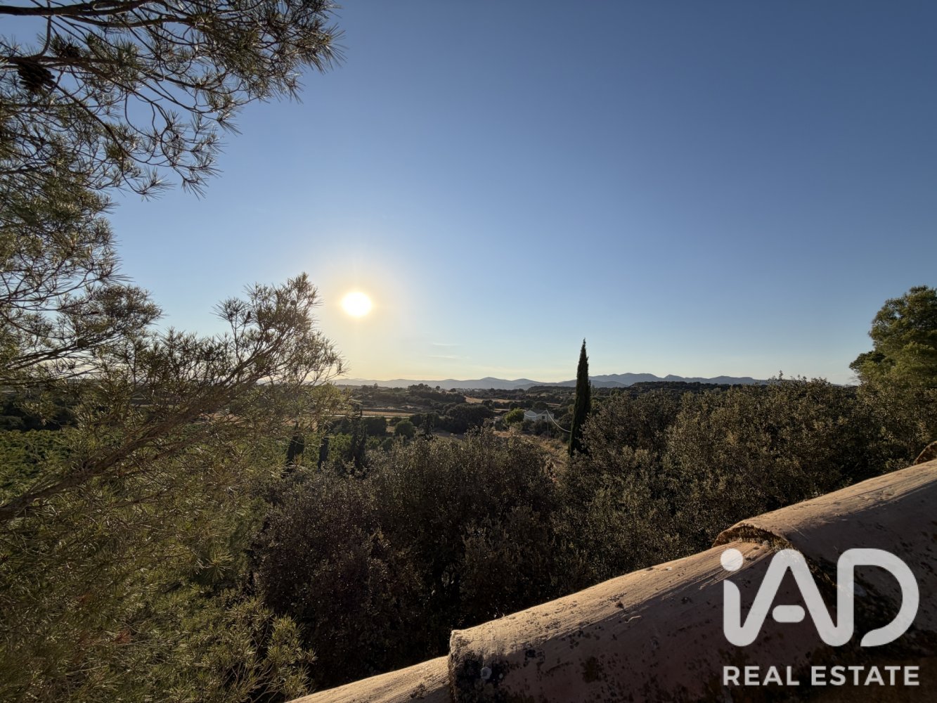 House in Lleida, Spain 4 bedrooms, 277 sq.m. No. 199625