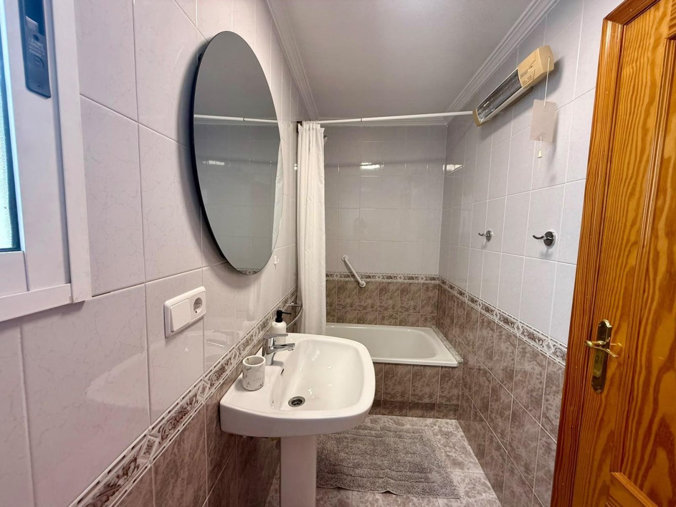 Attico a Torrevieja, Alicante, Spagna 3 camere da letto, 93 mq. N° 197321
