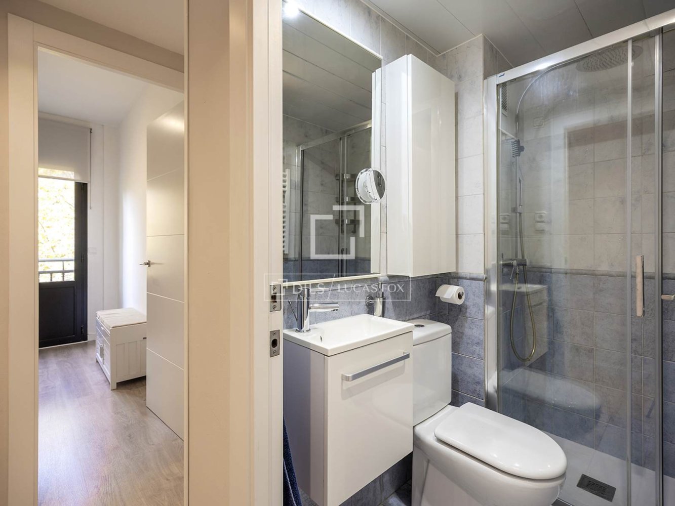 Apartment à Barcelona, Espagne 4 chambres, 98 m2 No. 200011