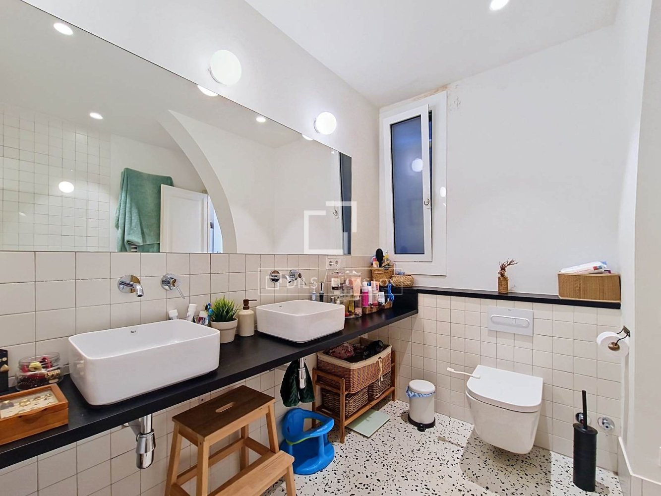 Apartamento en Vilanova i la Geltrú, Barcelona, España 3 dormitorios, 144 m2 No. 198478