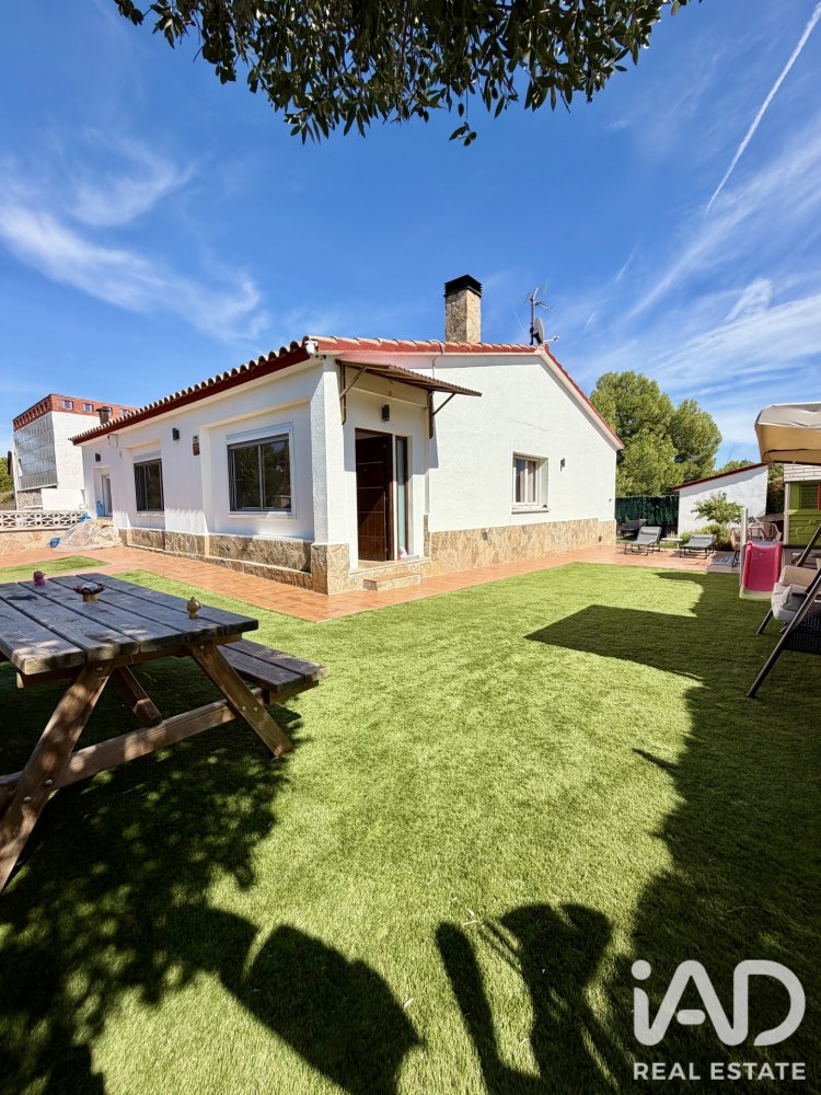 Māja La Bisbal Del Penedes, Tarragona, Spānijā 4 istabas, 120 m2 Nr. 197805
