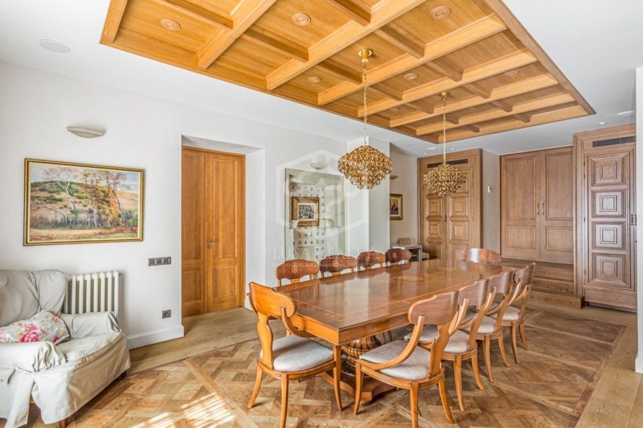 House à Sant Andreu de Llavaneres, Barcelona, Espagne 6 chambres, 1200 m2 No. 198012