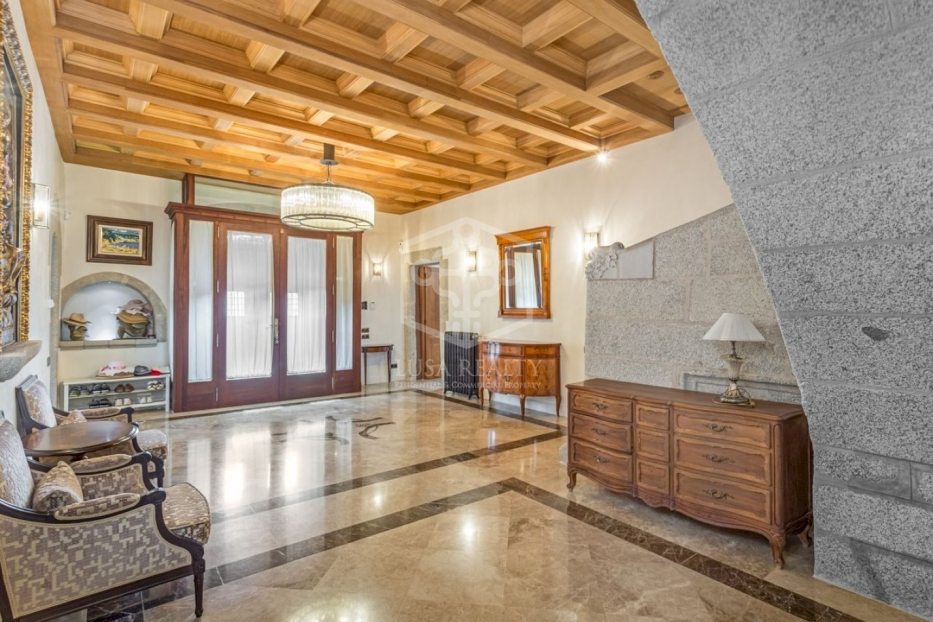 House à Sant Andreu de Llavaneres, Barcelona, Espagne 6 chambres, 1200 m2 No. 198012