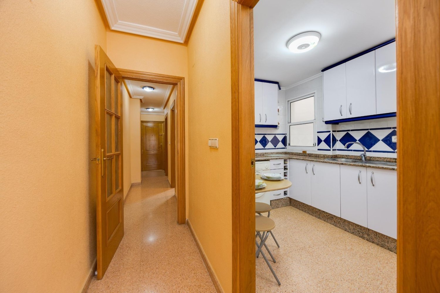 Квартира в Торревьеха, Аликанте, Испания 2 спальни, 80м2 №199807