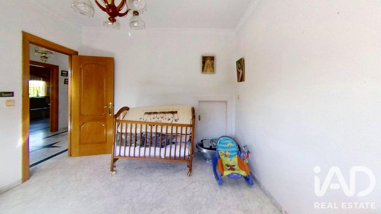 Дом в Пинос-Пуэнте, Гранада, Испания 4 спальни, 316м2 №187926