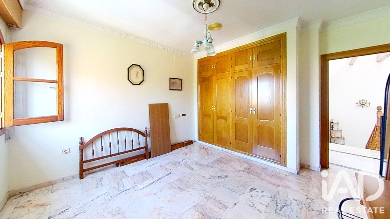 Дом в Пинос-Пуэнте, Гранада, Испания 4 спальни, 316м2 №187926