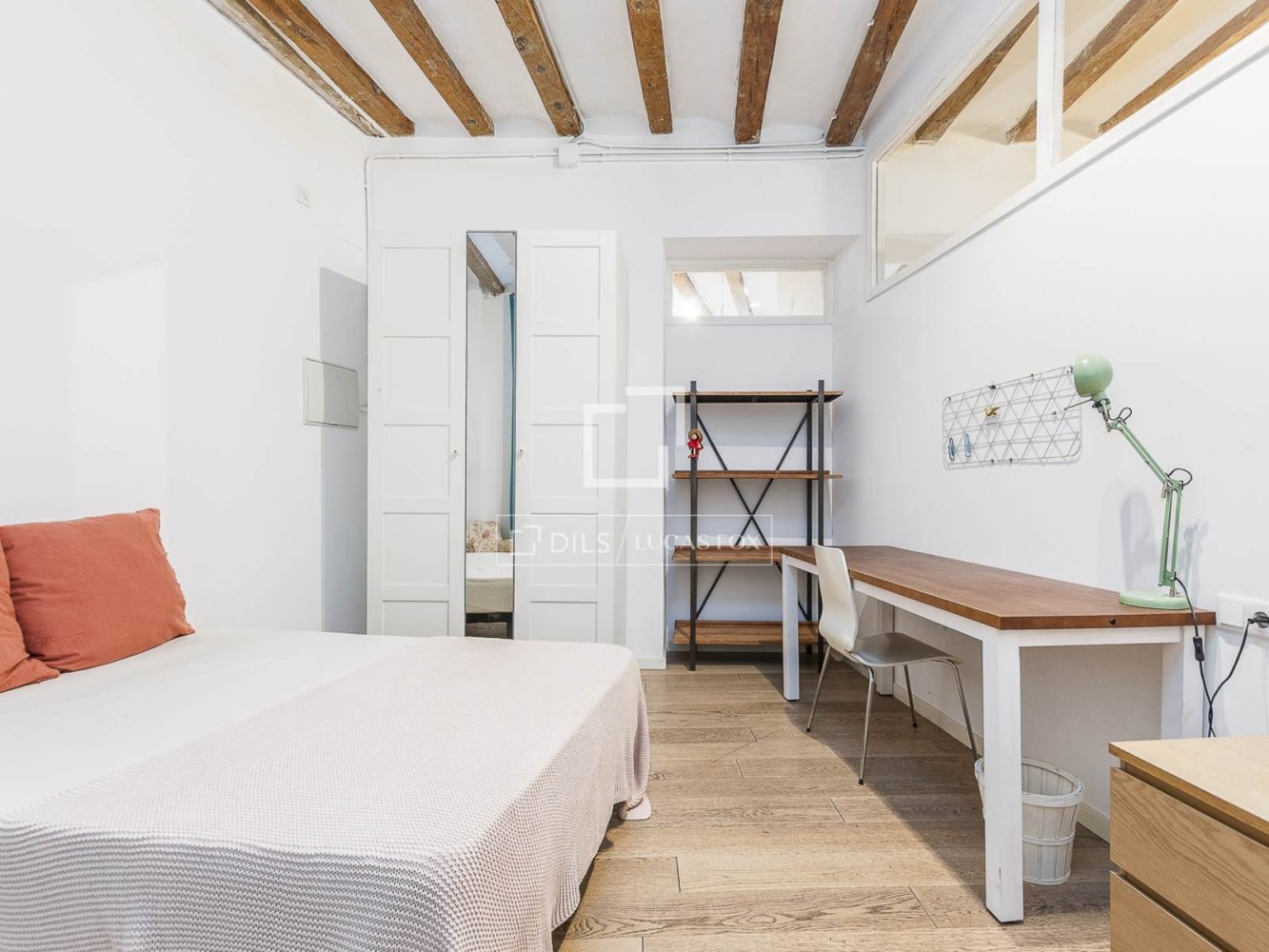 Apartment à Barcelona, Espagne 4 chambres, 195 m2 No. 199162
