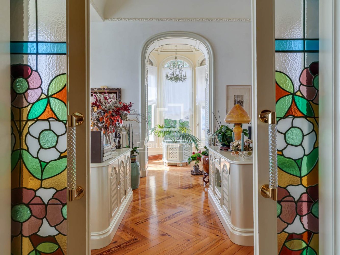 Huvila Barcelona, Espanja 6 makuuhuonetta, 1150 m2 No. 193685