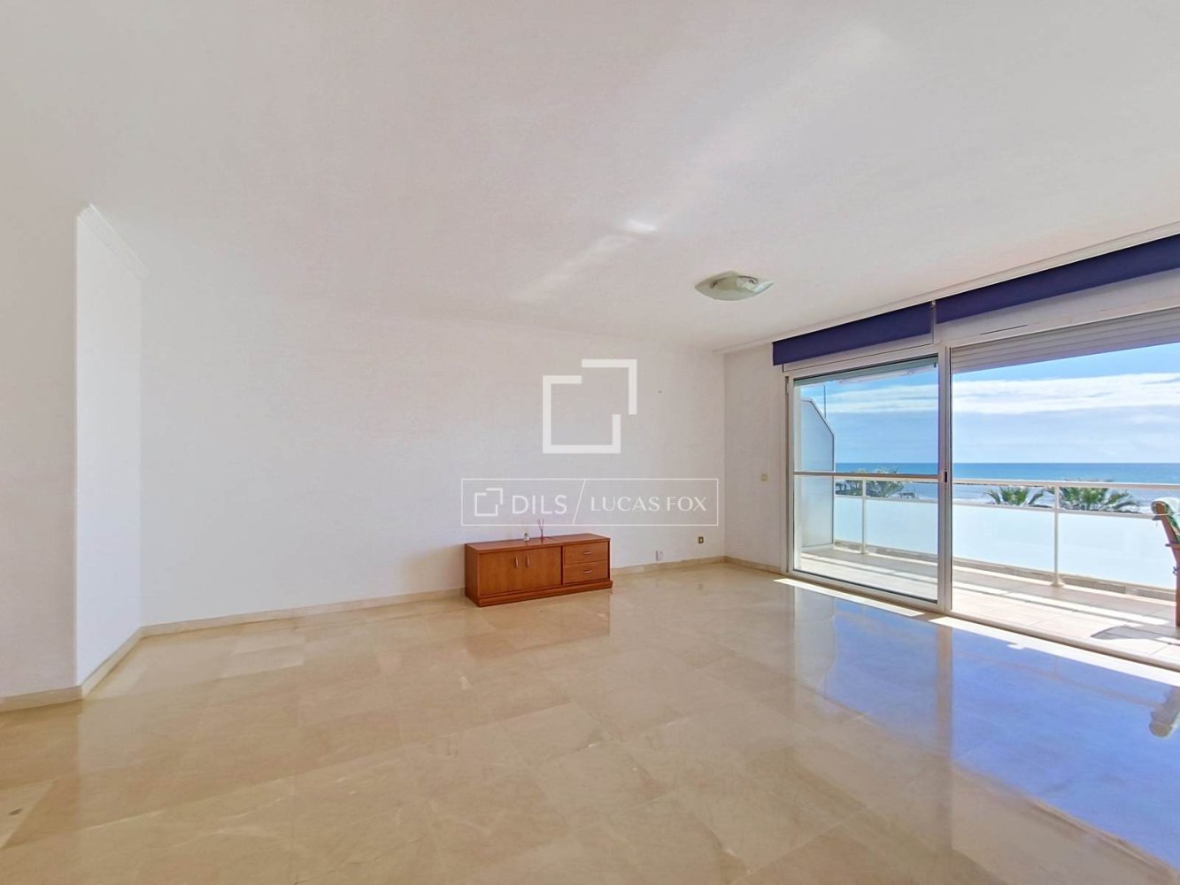 Apartment à Cubelles, Barcelona, Espagne 3 chambres, 156 m2 No. 199143