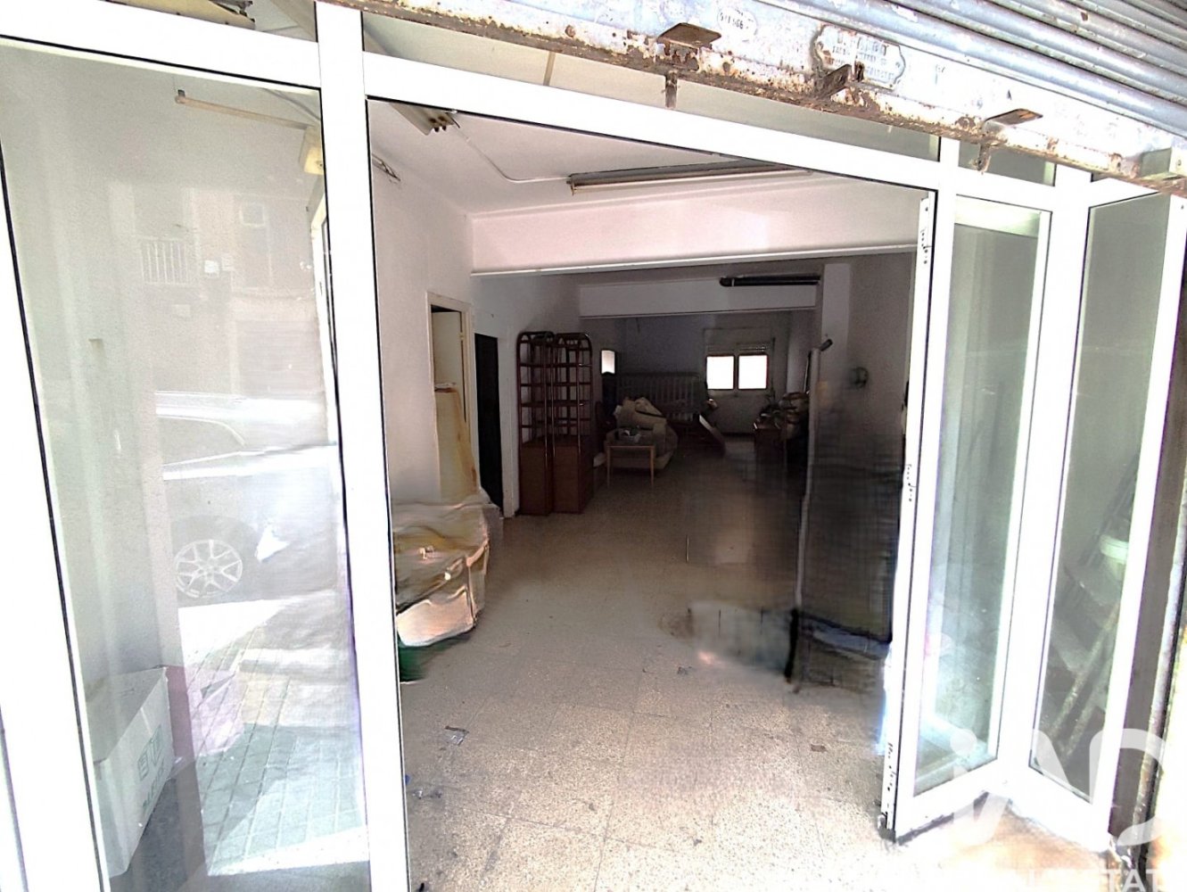 Commercial property in Badalona, Barcelona, Spain 2 bedrooms, 88 sq.m. No. 199548