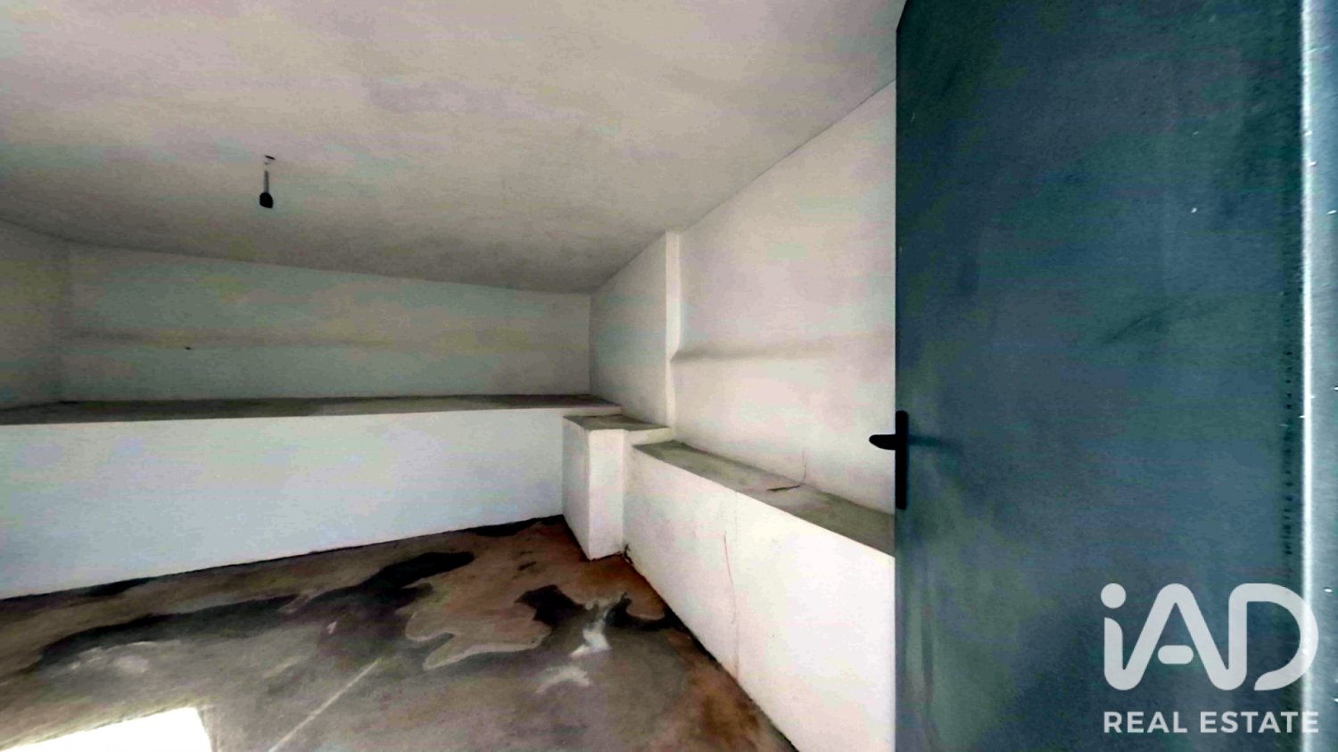 Villa in Vallirana, Barcelona, Spain 3 bedrooms, 134 sq.m. No. 199524