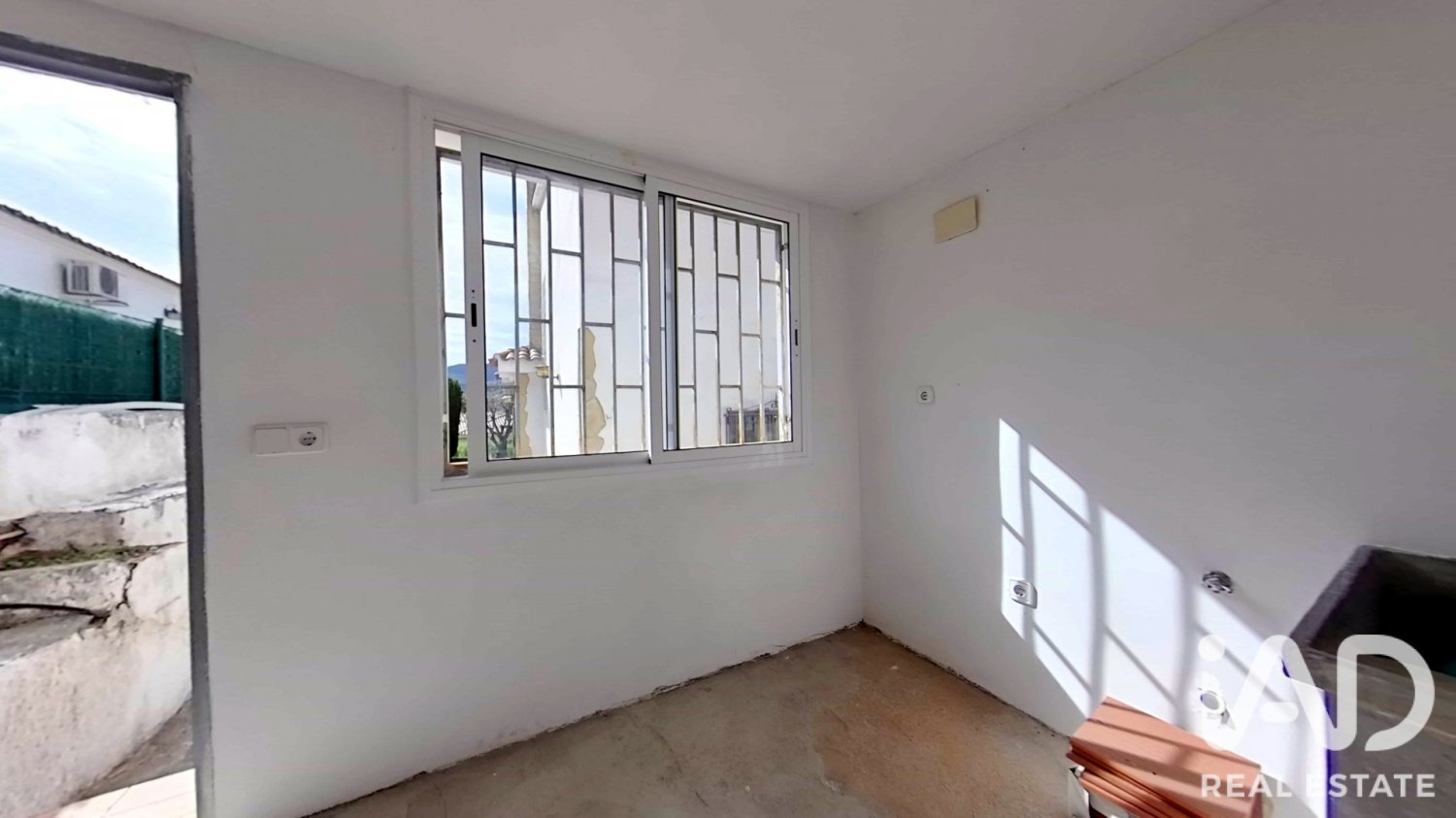 Villa in Vallirana, Barcelona, Spain 3 bedrooms, 134 sq.m. No. 199524
