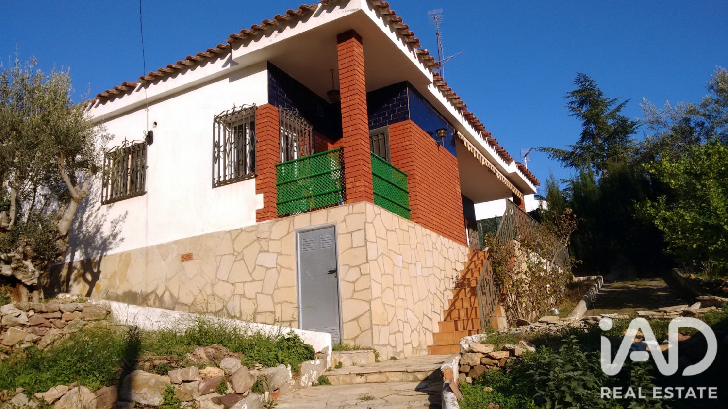 Villa in Vallirana, Barcelona, Spain 3 bedrooms, 134 sq.m. No. 199524