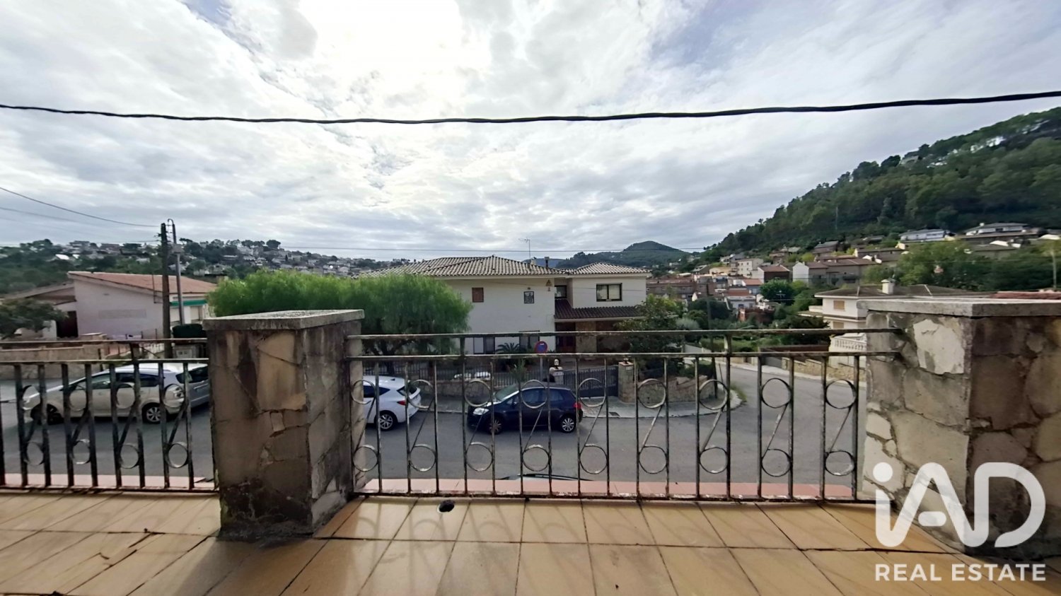 Villa in Vallirana, Barcelona, Spain 3 bedrooms, 134 sq.m. No. 199524