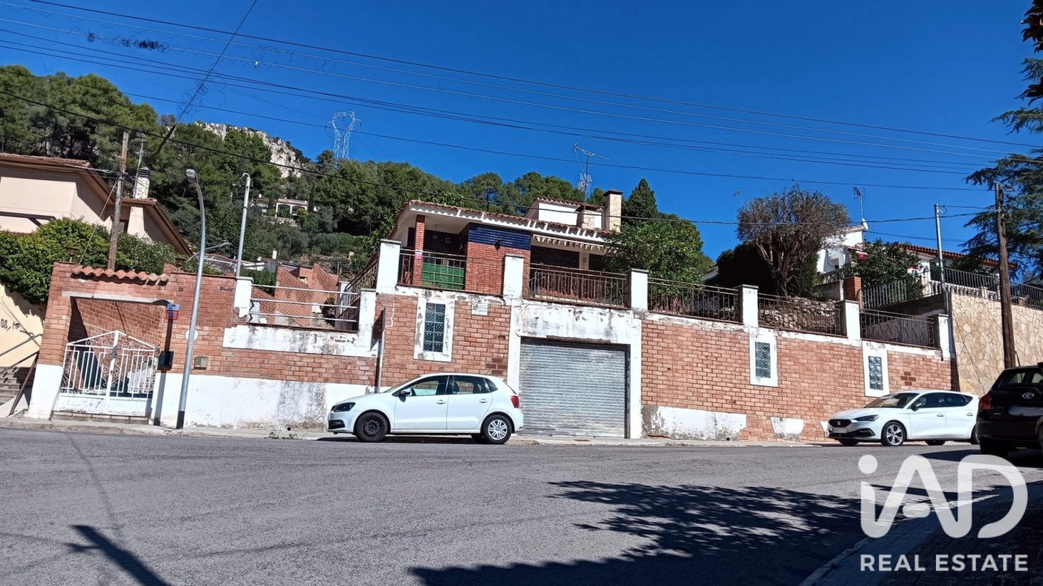 Villa in Vallirana, Barcelona, Spain 3 bedrooms, 134 sq.m. No. 199524