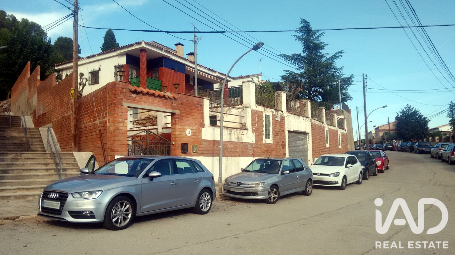 Villa in Vallirana, Barcelona, Spain 3 bedrooms, 134 sq.m. No. 199524