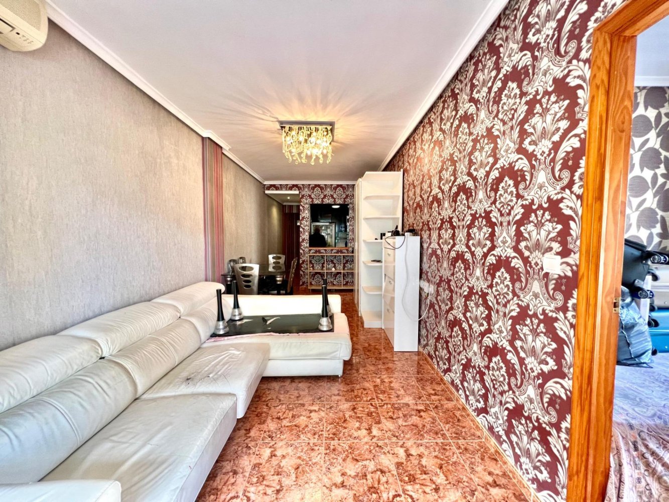 Apartment à Torrevieja, Alicante, Espagne 1 chambre, 82 m2 No. 197900