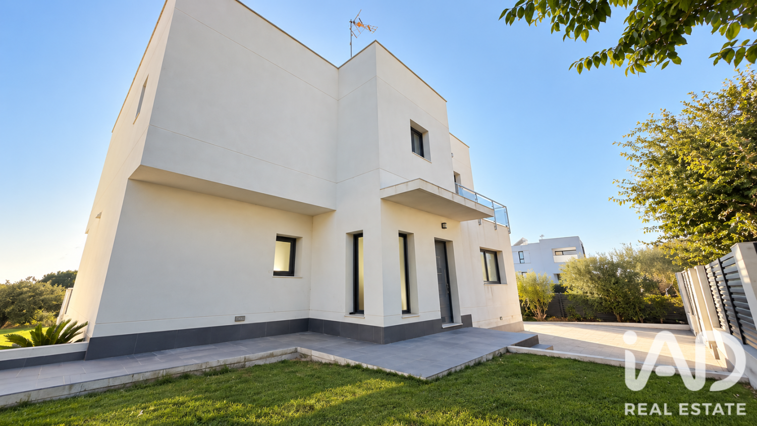 Hus i Puerto Real, Cadiz, Spanien 4 sovrum, 312 kvm. Nr. 199606