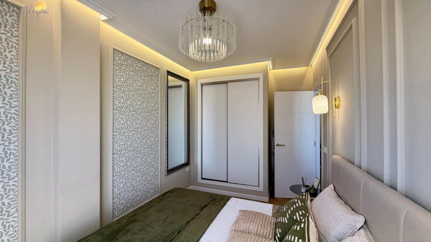 Apartamento en Torrevieja, Alicante, España 2 dormitorios, 57 m2 No. 197895