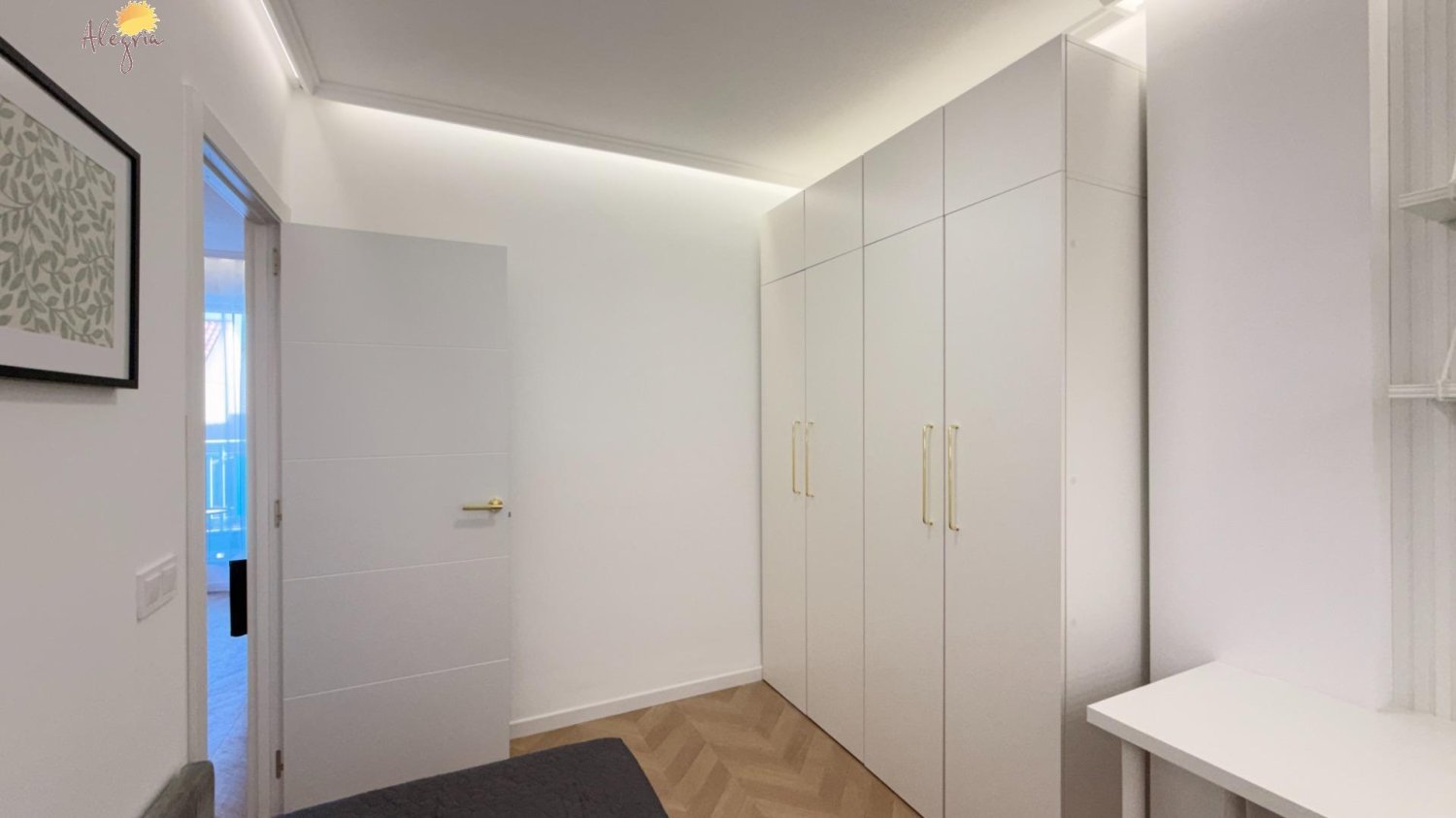 Apartamento en Torrevieja, Alicante, España 2 dormitorios, 57 m2 No. 197895