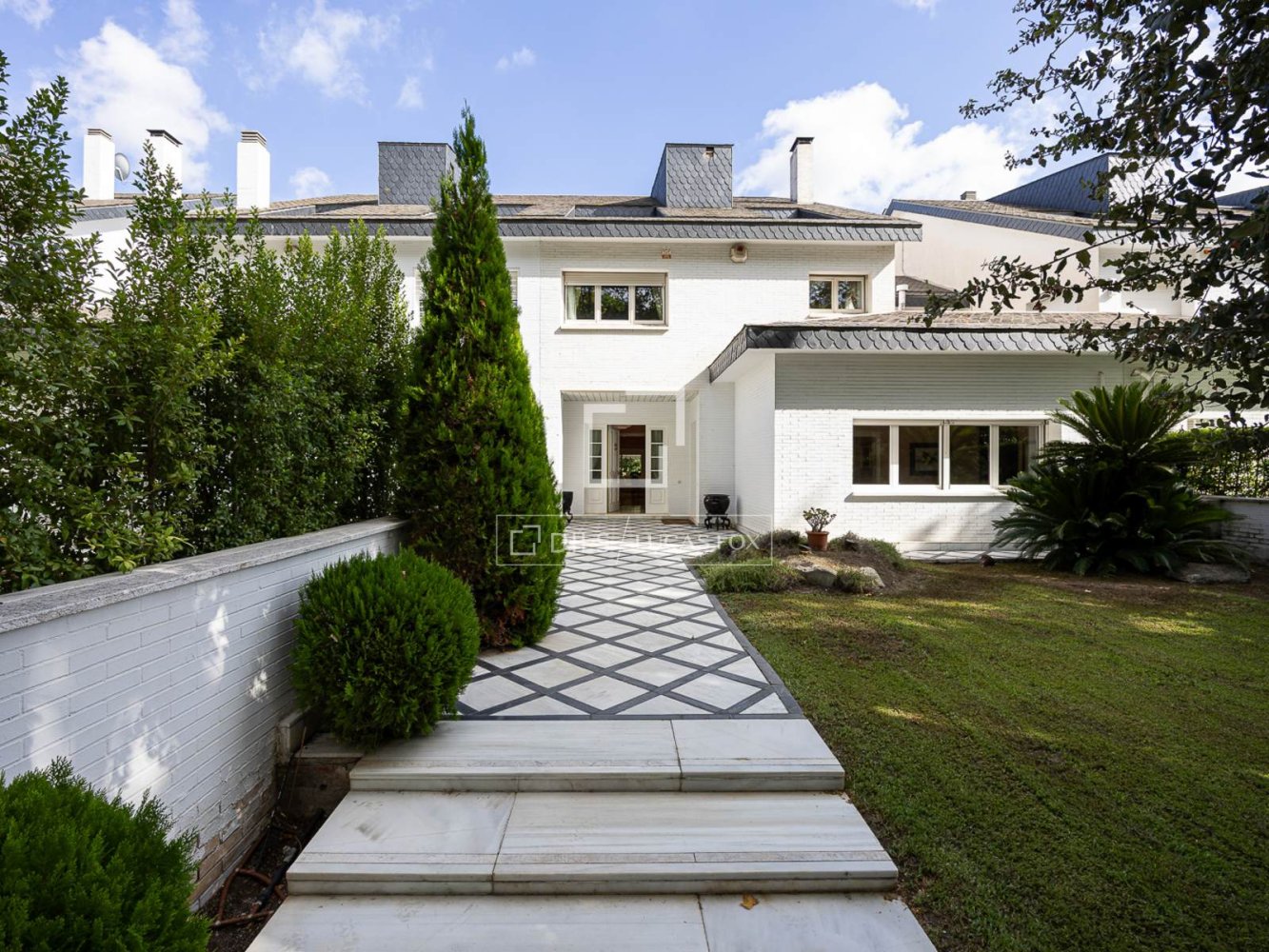 Villa Barcelona, Spānijā 8 istabas, 592 m2 Nr. 195614
