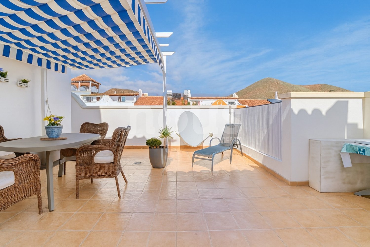 Appartamento a Tenerife, Spagna 2 camere da letto, 103 mq. N° 197081