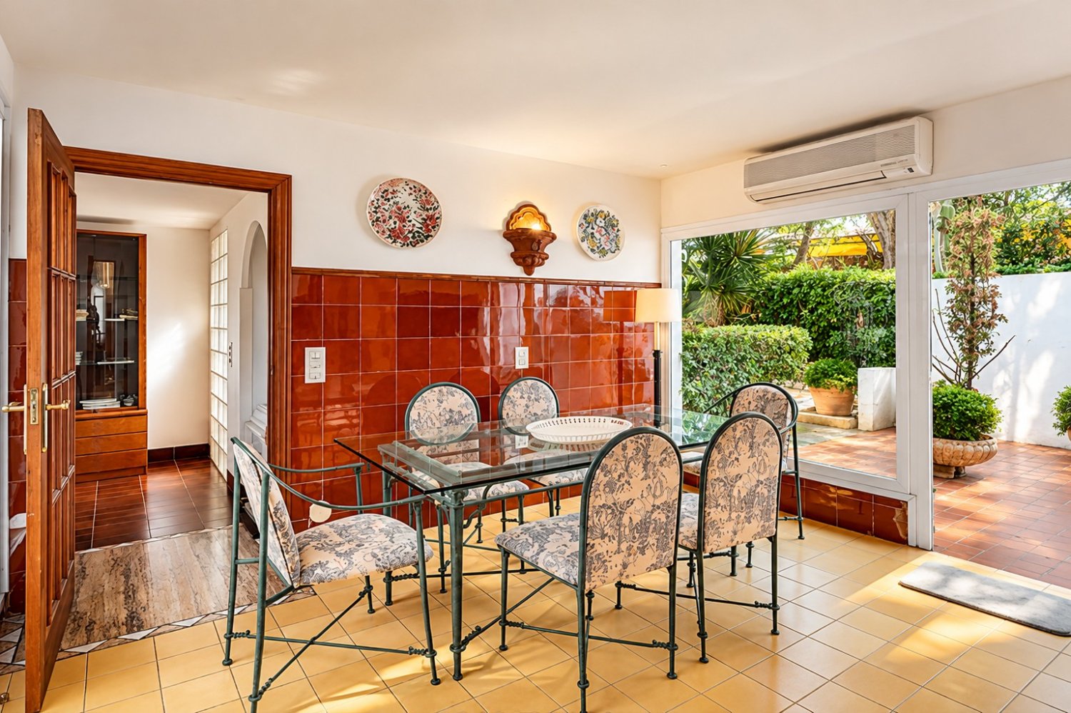 Villa in Badia Gran, Mallorca, Spain 4 bedrooms, 350 sq.m. No. 197994