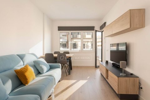 Apartment à Barcelona, Espagne 3 chambres, 83 m2 No. 150355