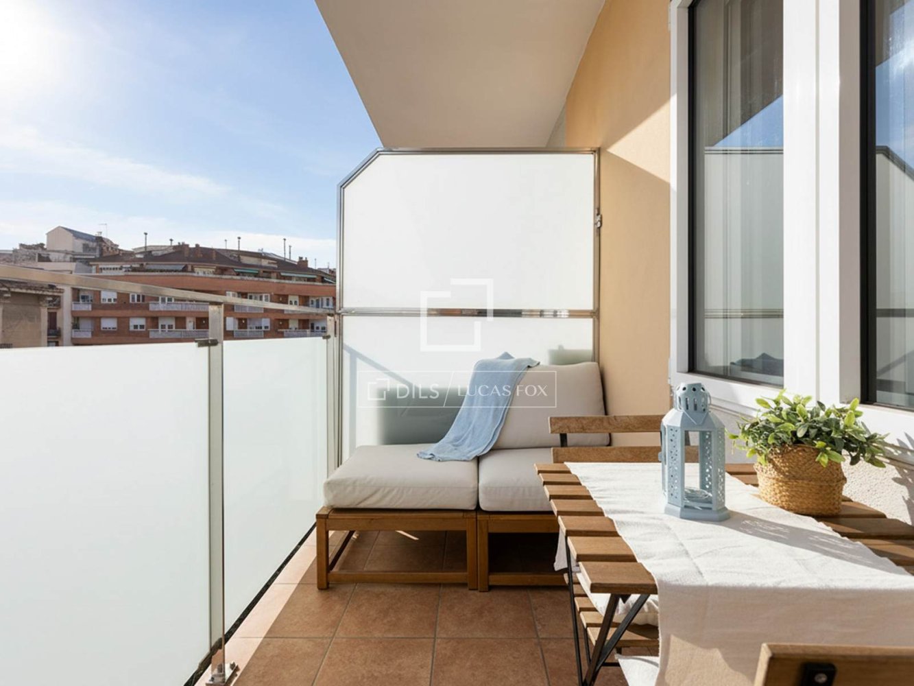 Dzīvoklis Barcelona, Spānijā 3 istabas, 83 m2 Nr. 150355