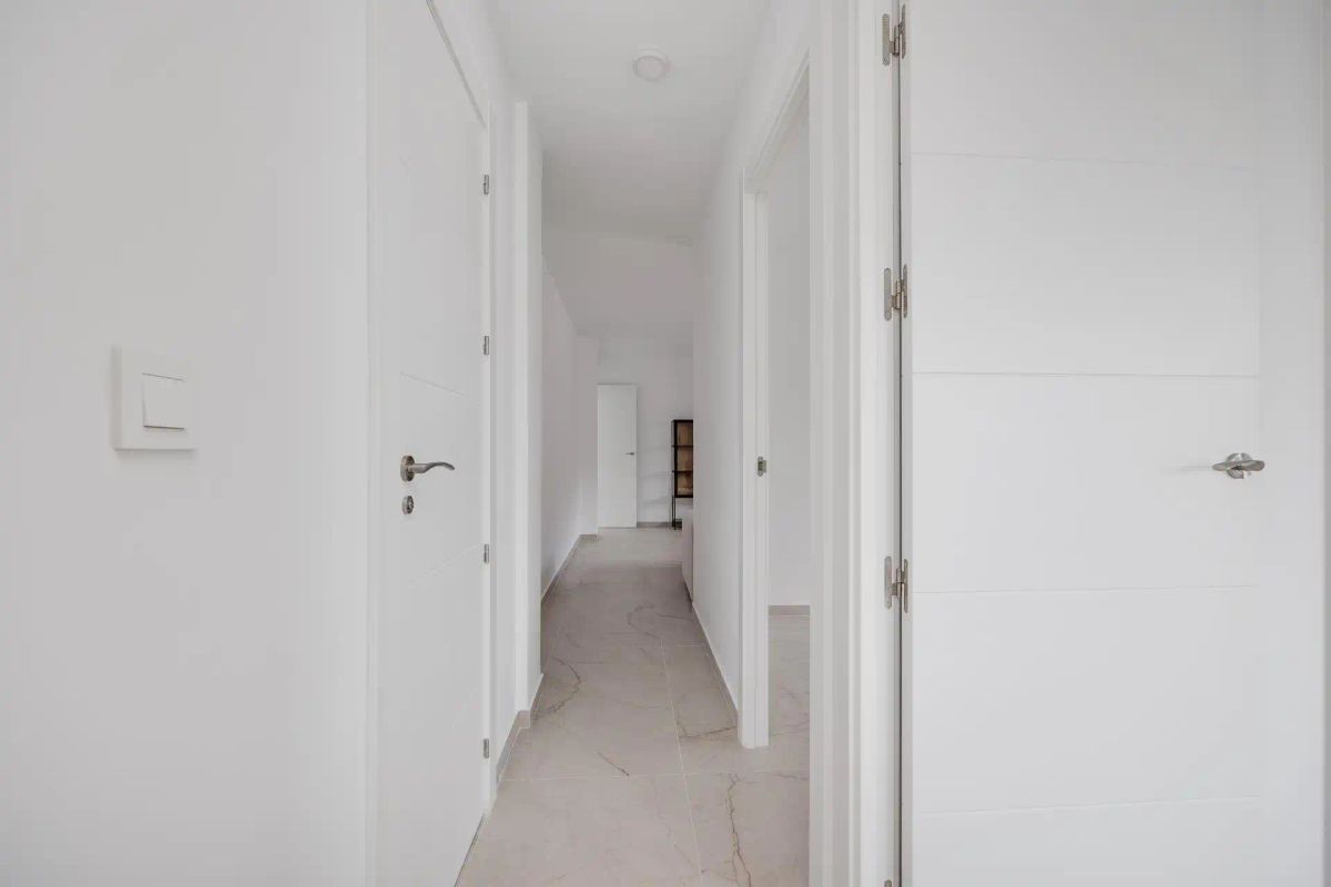 Appartamento a Torrevieja, Alicante, Spagna 3 camere da letto, 90 mq. N° 196965
