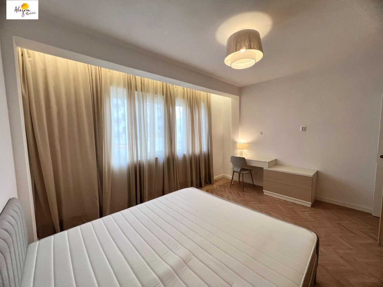Apartamento en Valencia, València, España 2 dormitorios, 91 m2 No. 193013