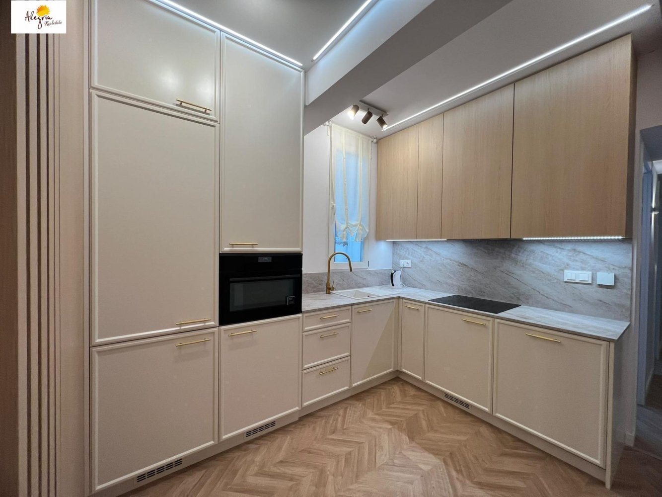 Apartamento en Valencia, València, España 2 dormitorios, 91 m2 No. 193013