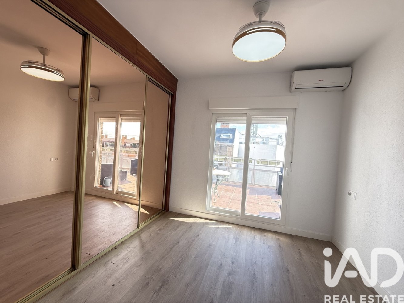 Dzīvoklis Madrid, Spānijā 3 istabas, 90 m2 Nr. 197702