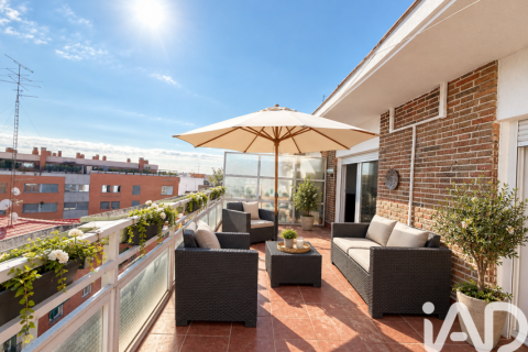 Dzīvoklis Madrid, Spānijā 3 istabas, 90 m2 Nr. 197702