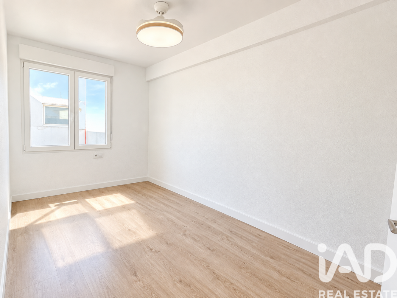 Dzīvoklis Madrid, Spānijā 3 istabas, 90 m2 Nr. 197702