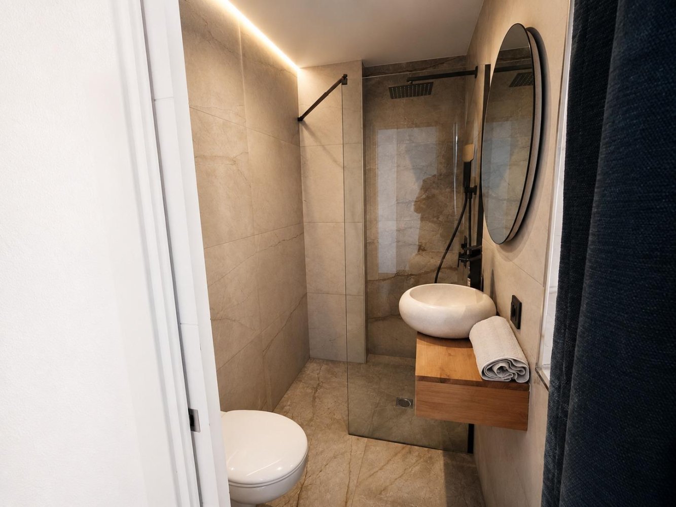 Apartment à Torrevieja, Alicante, Espagne 3 chambres, 105 m2 No. 199183