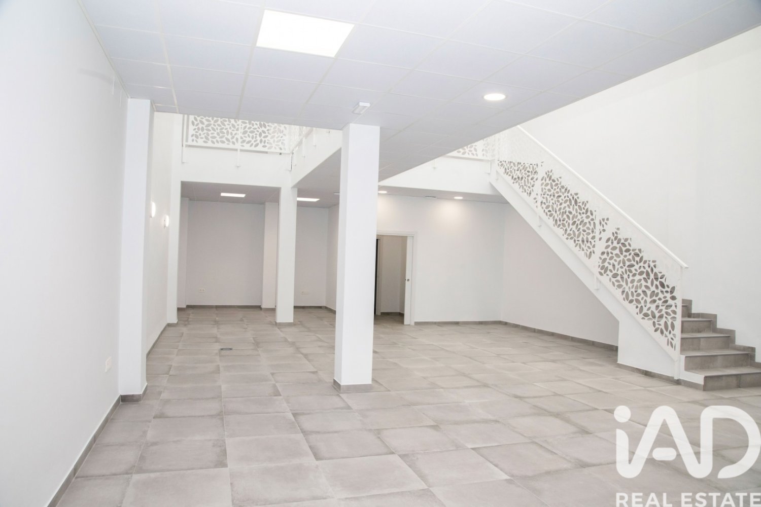 Komerciāls īpašums Benacazon, Seville, Spānijā 156 m2 Nr. 199545