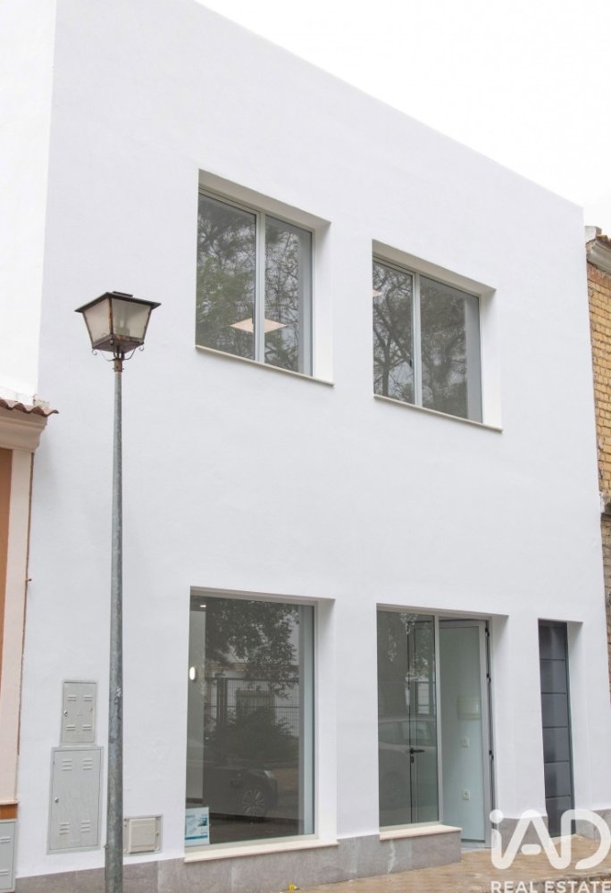 Komerciāls īpašums Benacazon, Seville, Spānijā 156 m2 Nr. 199545